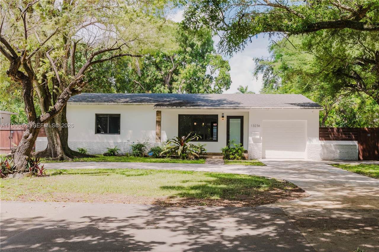 13236 4th Ave - Photo 1