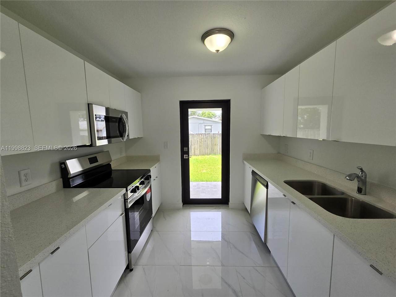 18700 316 Terrace - Photo 1