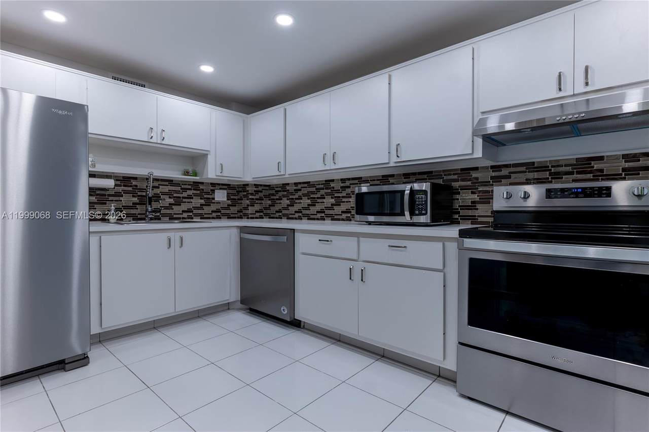 500 Three Islands Blvd - Photo 1