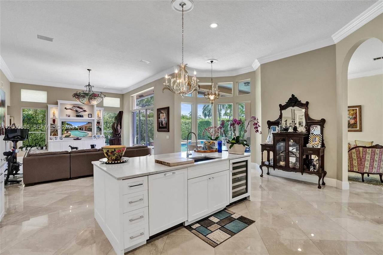 10799 Maple Chase Dr - Photo 1