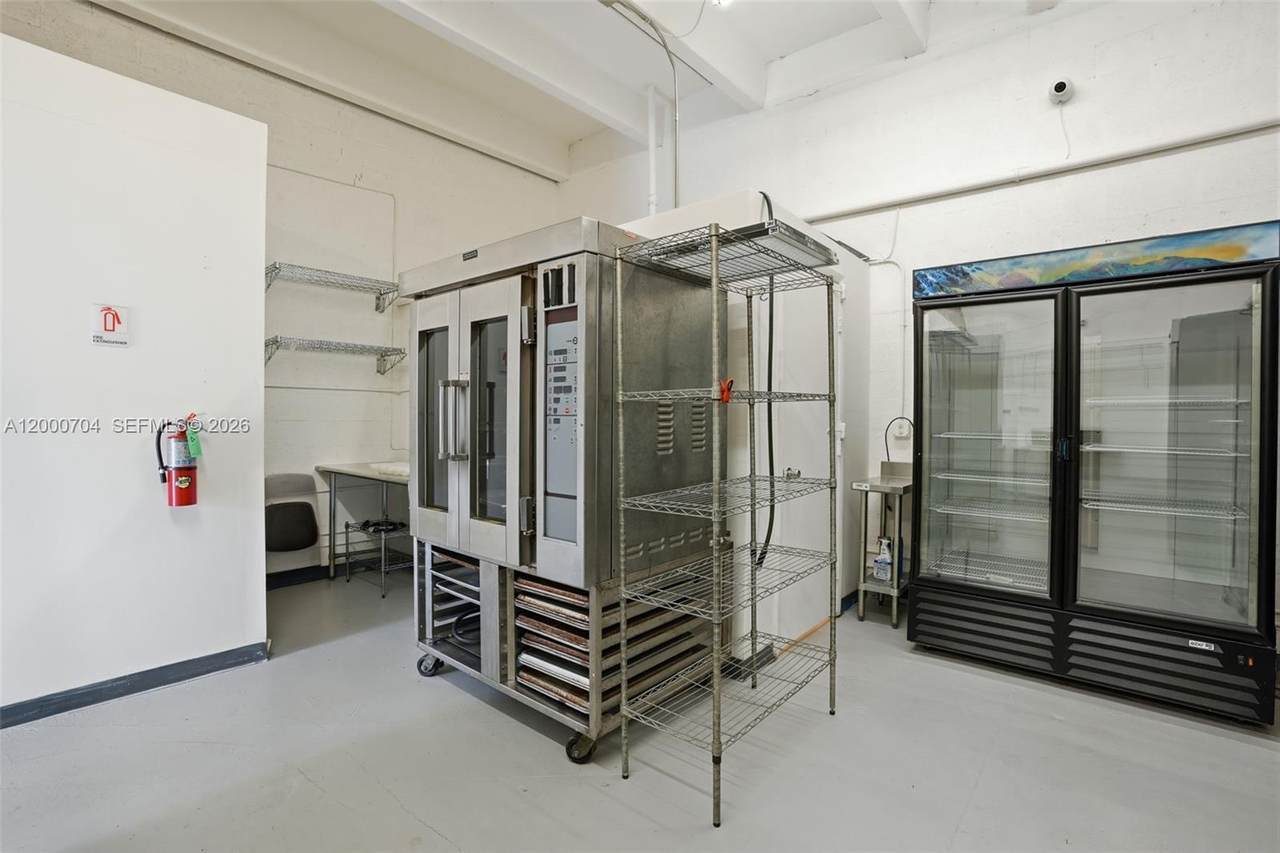 Commercial Kitchen For Sale In Hialeah Gardens - Photo 1