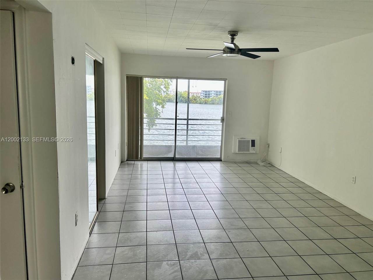 https://bt-photos.global.ssl.fastly.net/miami/1280_boomver_1_A12002133-2.jpg