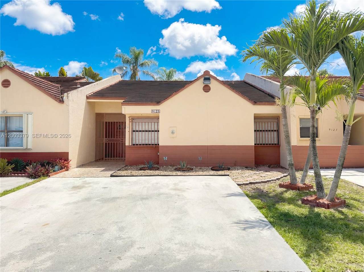 9123 149th Ct - Photo 1