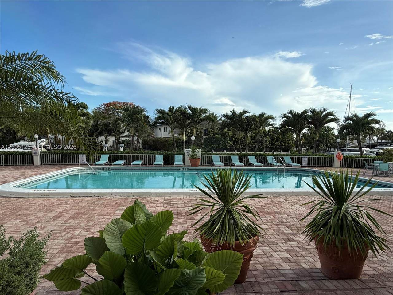 https://bt-photos.global.ssl.fastly.net/miami/orig_boomver_2_A12005125-2.jpg
