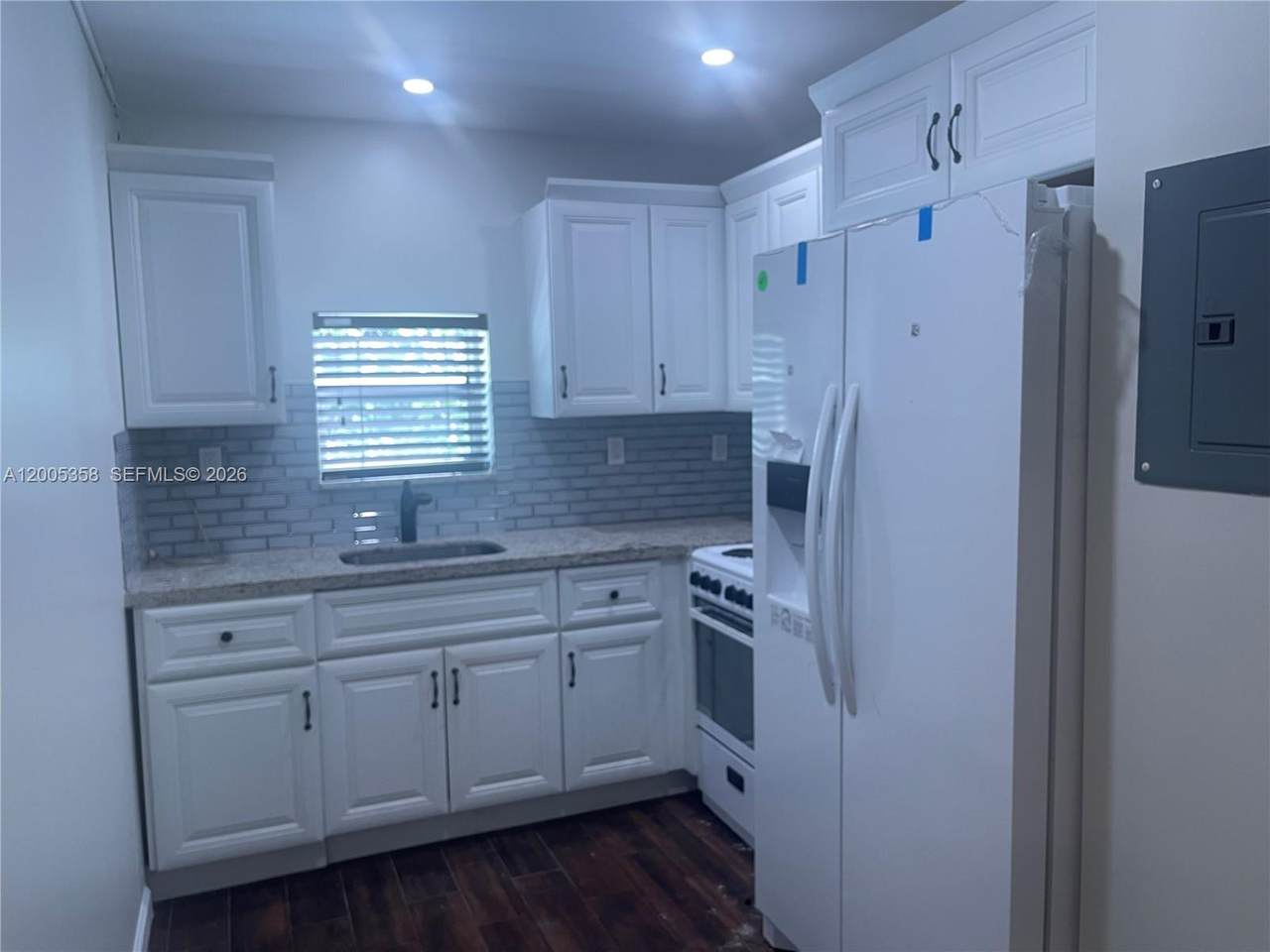 https://bt-photos.global.ssl.fastly.net/miami/1280_boomver_2_A12005358-2.jpg