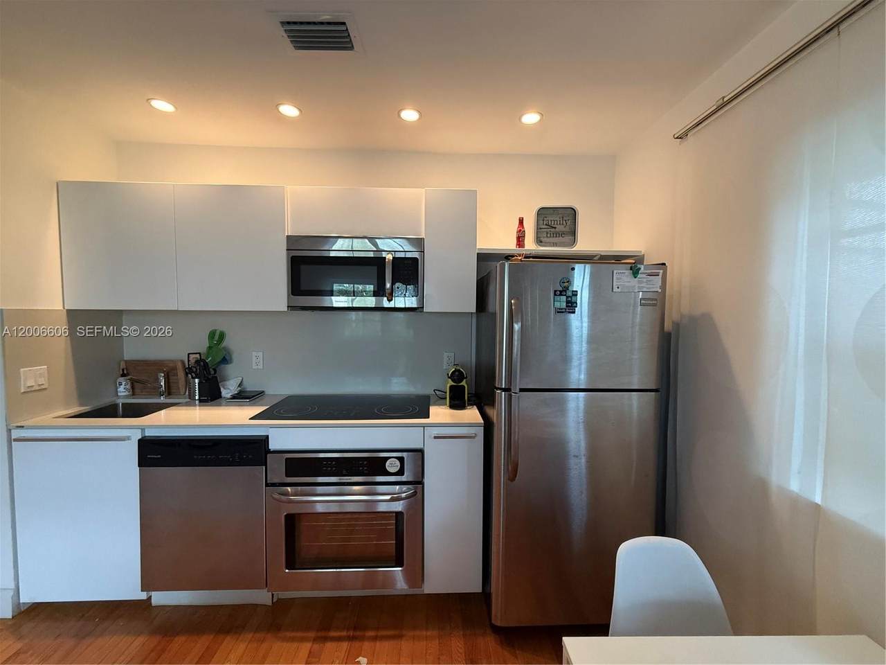 1410 Euclid Ave - Photo 1