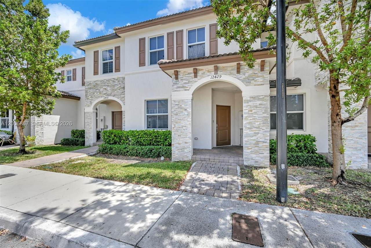 12429 23rd Ct - Photo 1