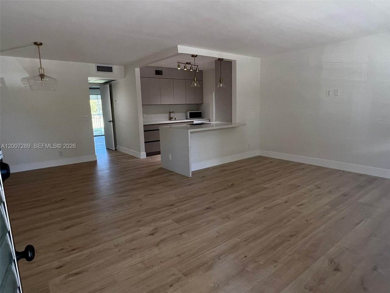 13155 7th Ct - Photo 1