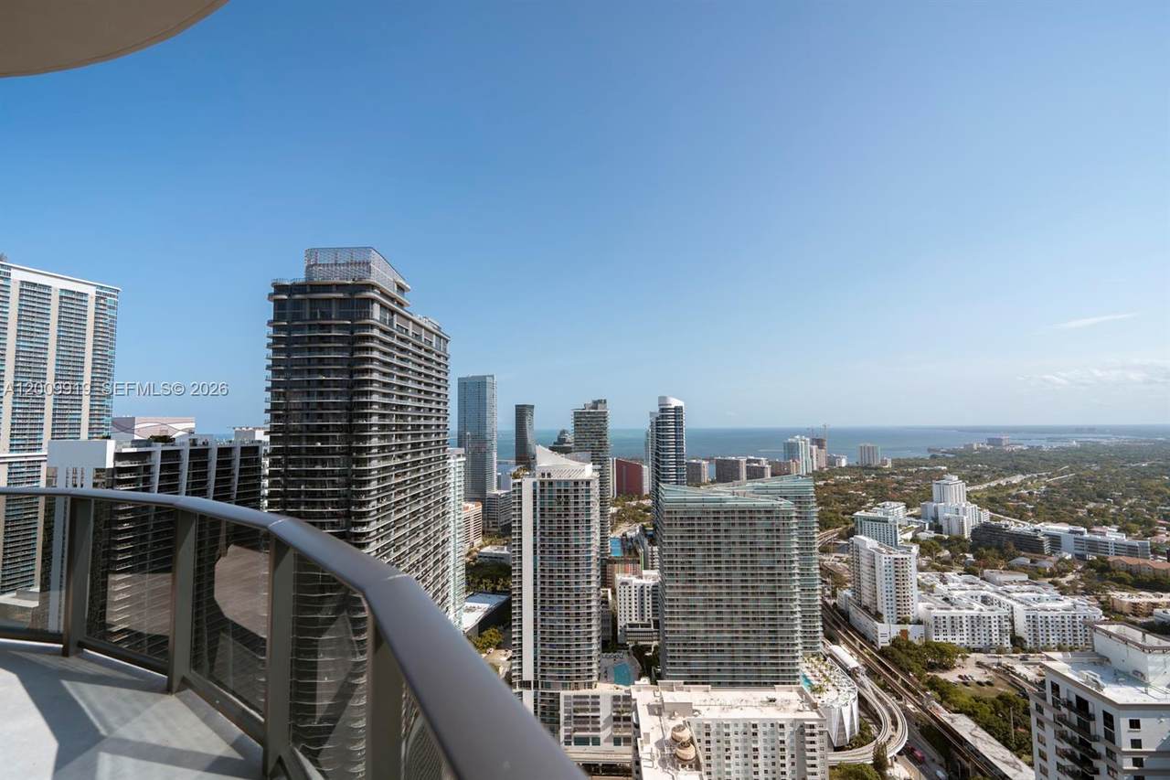 https://bt-photos.global.ssl.fastly.net/miami/1280_boomver_2_A12009919-2.jpg