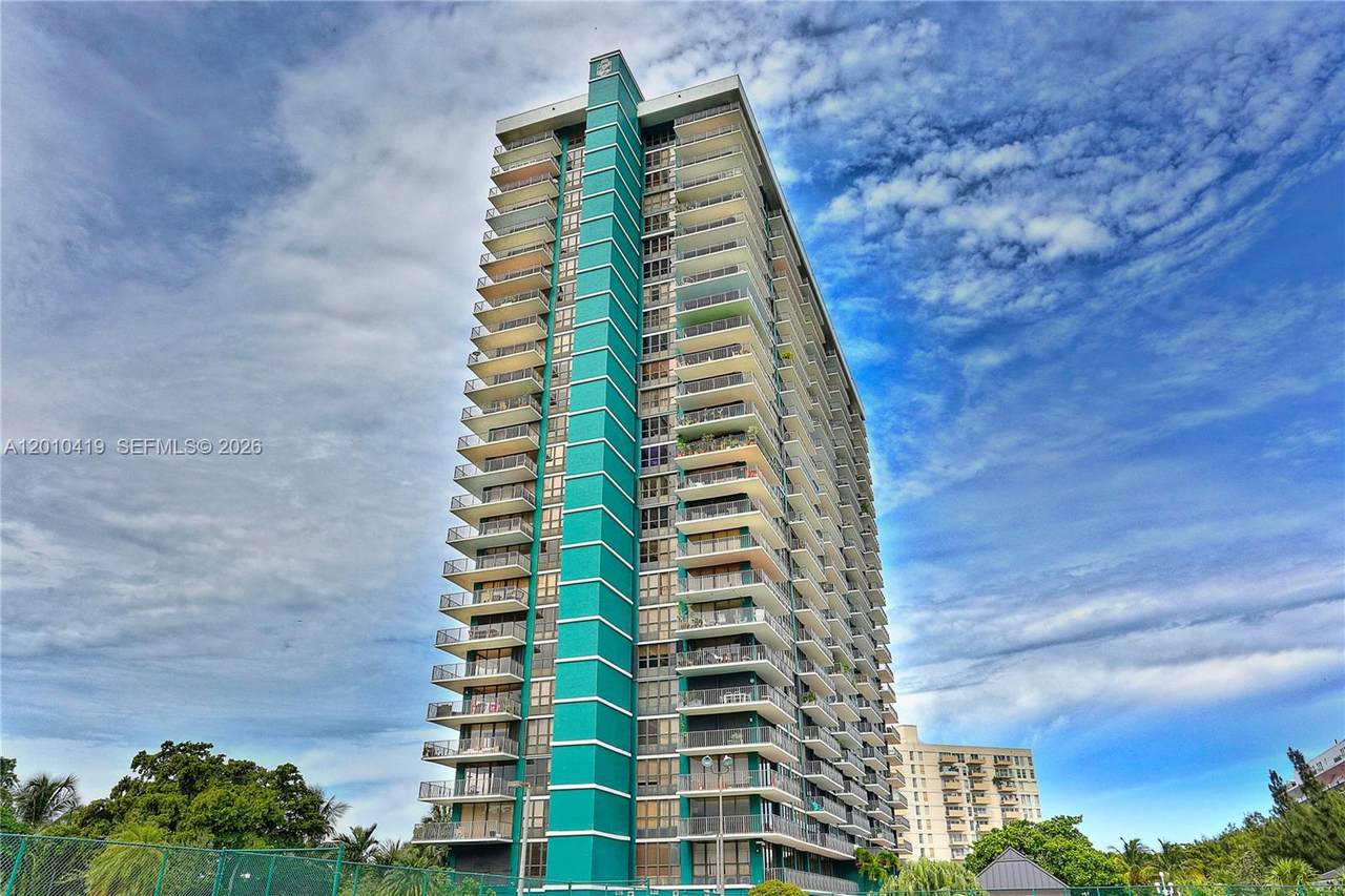 https://bt-photos.global.ssl.fastly.net/miami/1280_boomver_2_A12010419-2.jpg