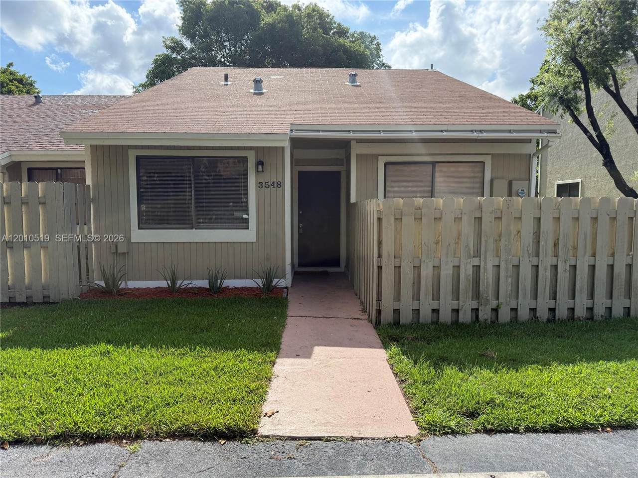 3548 111th Ter - Photo 1