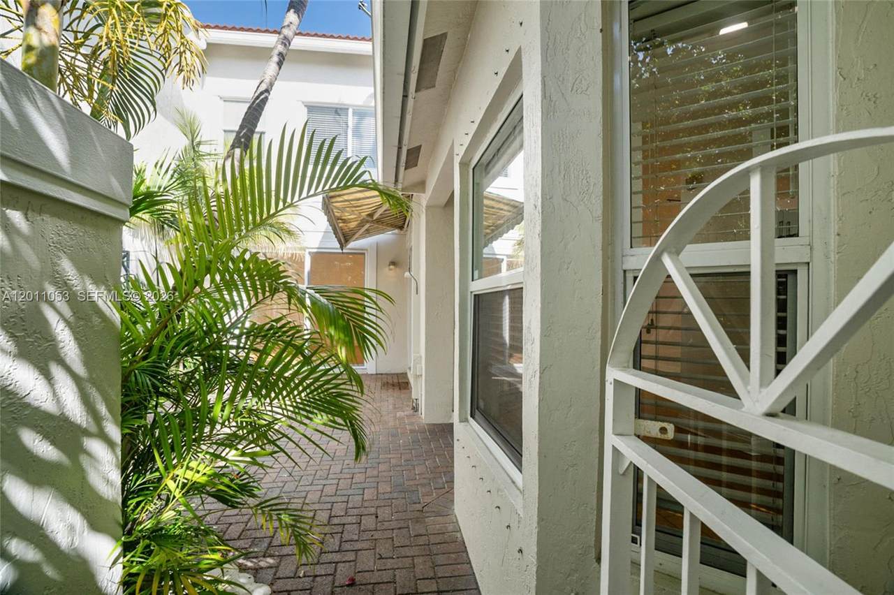https://bt-photos.global.ssl.fastly.net/miami/1280_boomver_2_A12011053-2.jpg