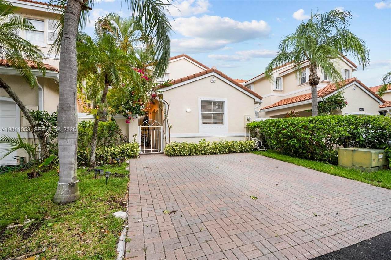 https://bt-photos.global.ssl.fastly.net/miami/1280_boomver_2_A12011053-2.jpg