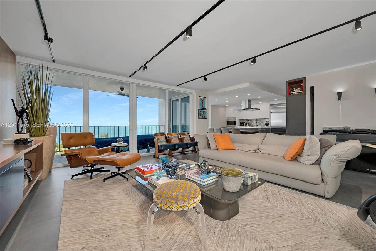 881 Ocean Dr - Photo 1