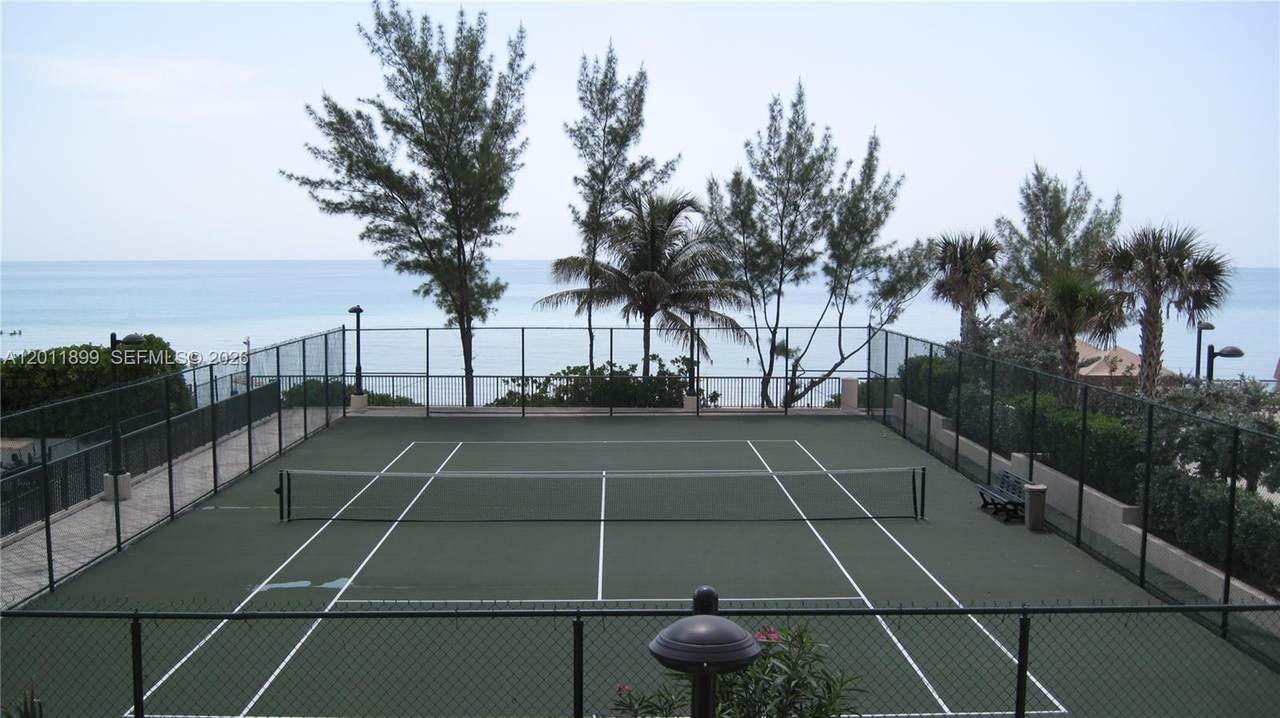 1912 Ocean Dr - Photo 1