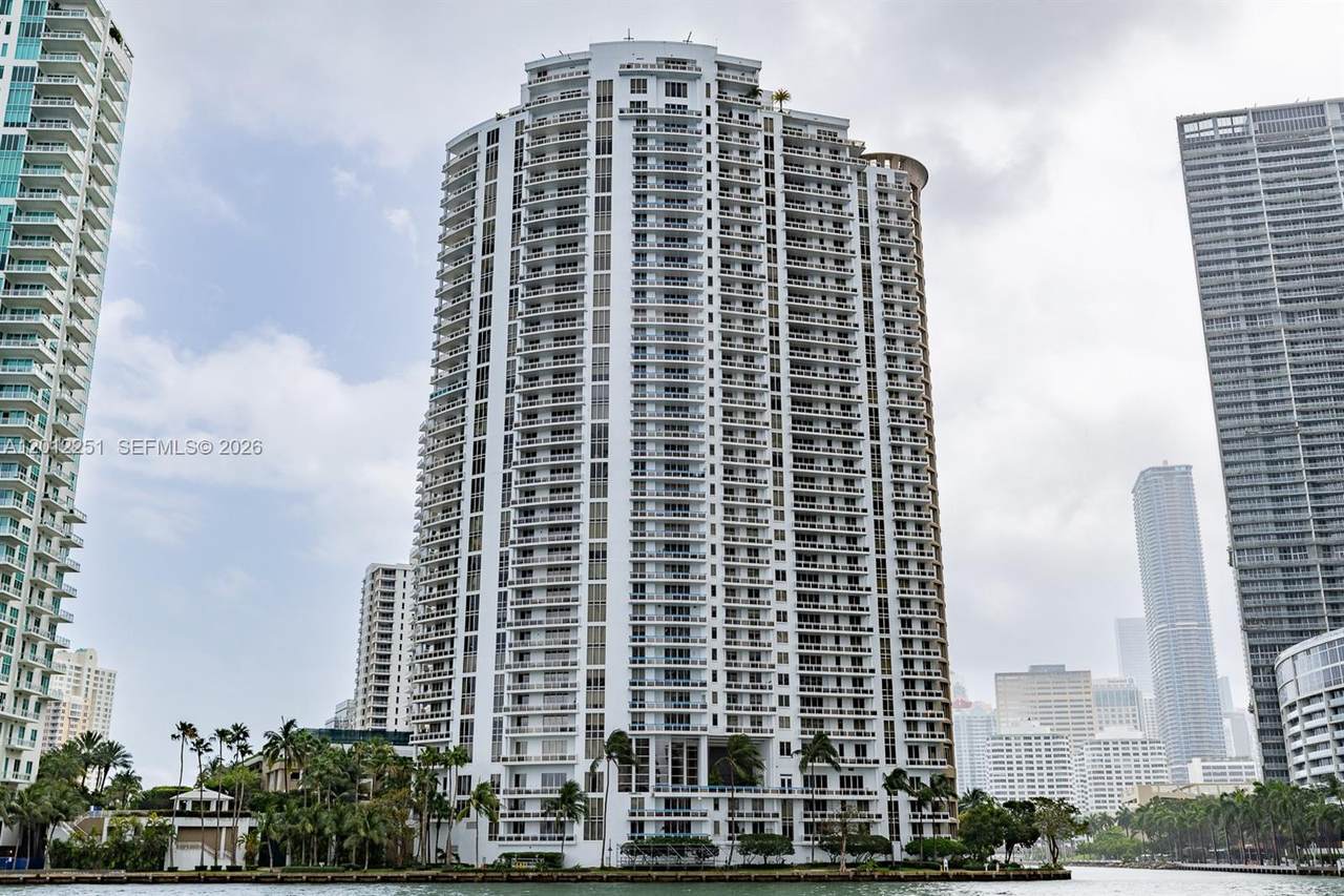 https://bt-photos.global.ssl.fastly.net/miami/1280_boomver_2_A12012251-2.jpg