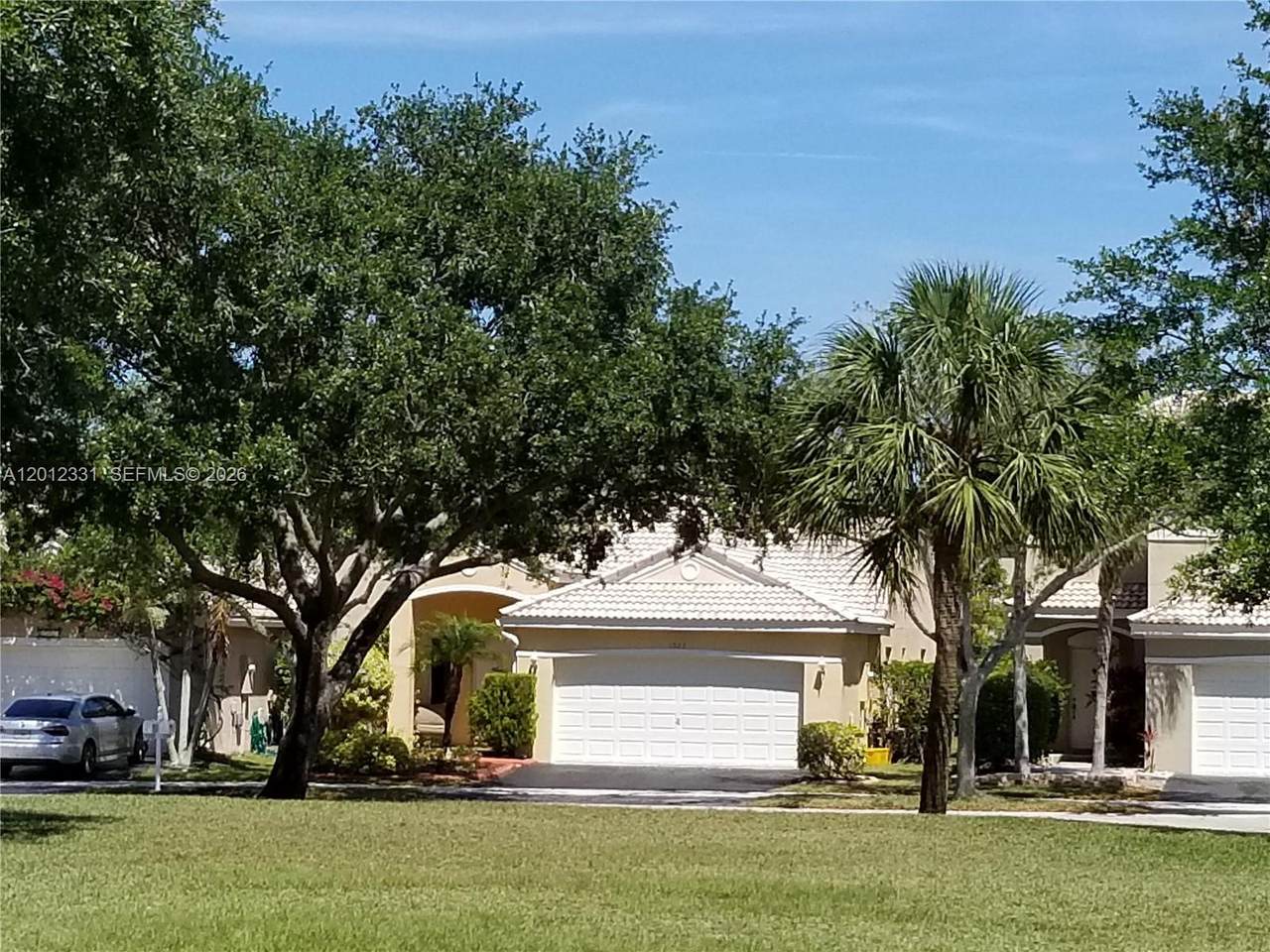 1527 Palermo Dr - Photo 1