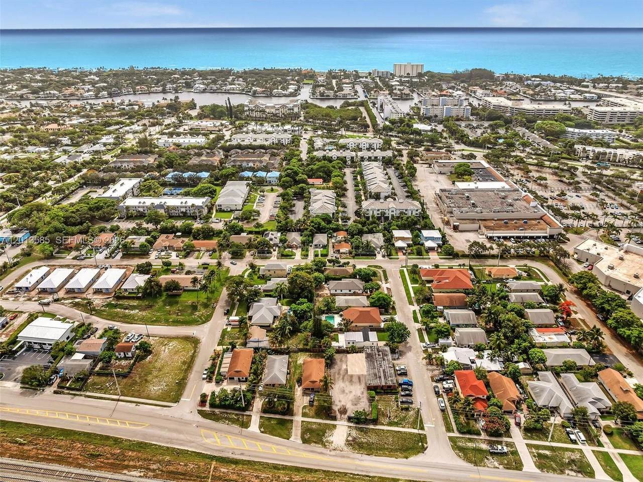 https://bt-photos.global.ssl.fastly.net/miami/1280_boomver_2_A12013585-2.jpg