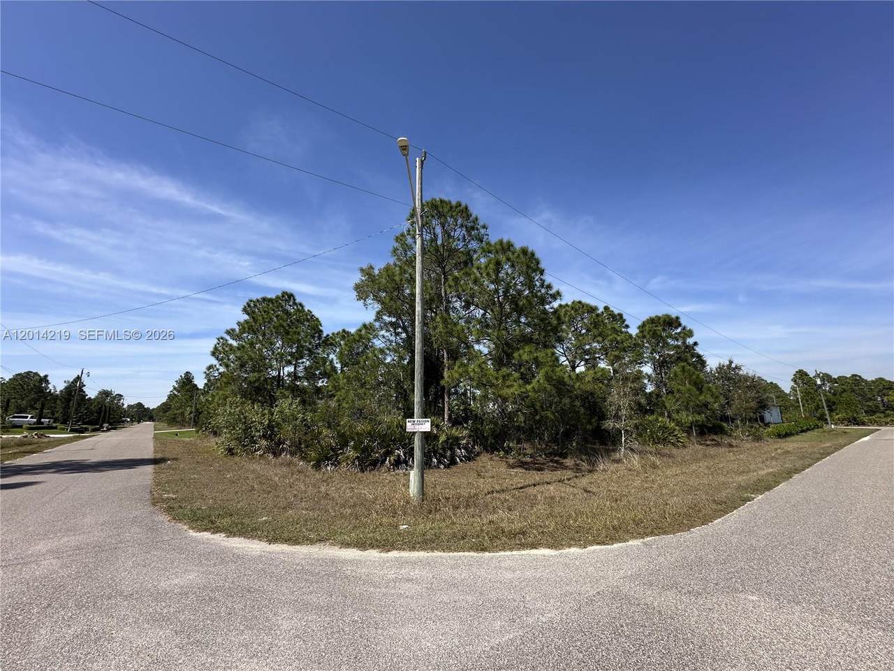 2900 33rd St W - Photo 1
