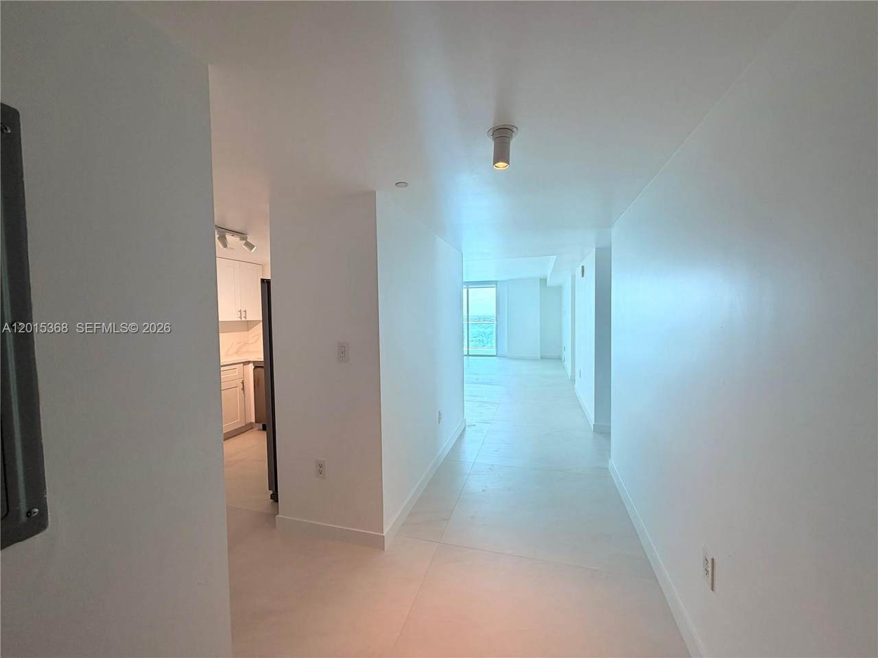 https://bt-photos.global.ssl.fastly.net/miami/1280_boomver_2_A12015368-2.jpg