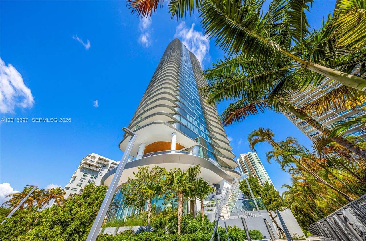 https://bt-photos.global.ssl.fastly.net/miami/1280_boomver_2_A12015397-2.jpg