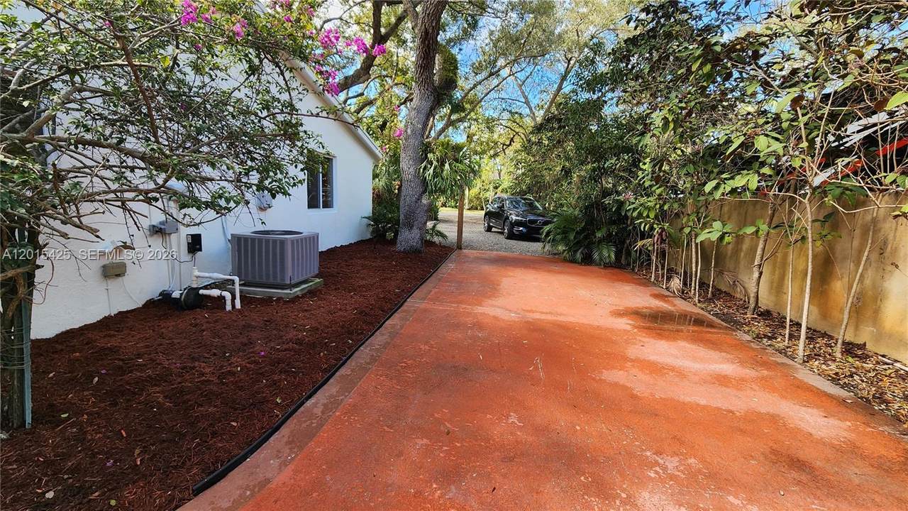 https://bt-photos.global.ssl.fastly.net/miami/1280_boomver_2_A12015425-2.jpg