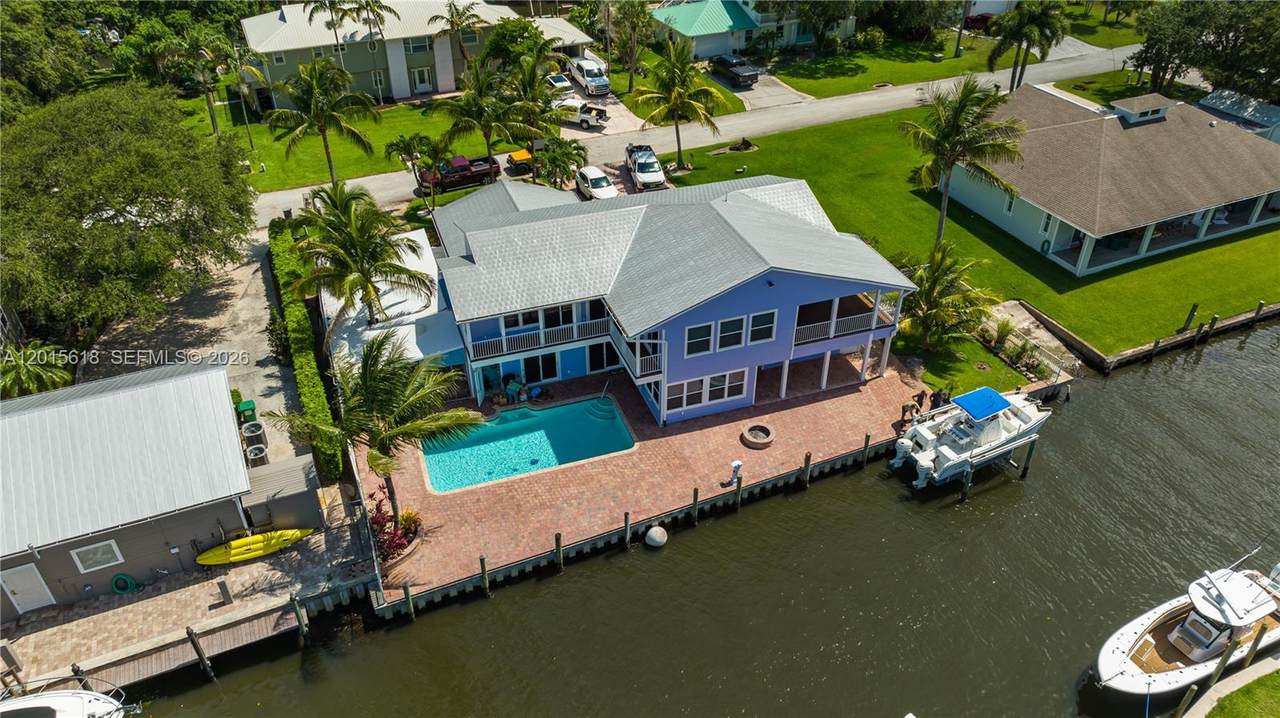 https://bt-photos.global.ssl.fastly.net/miami/1280_boomver_2_A12015618-2.jpg