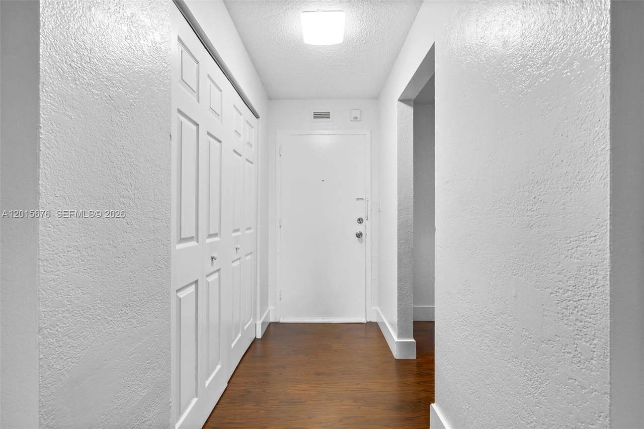 https://bt-photos.global.ssl.fastly.net/miami/1280_boomver_2_A12015676-2.jpg
