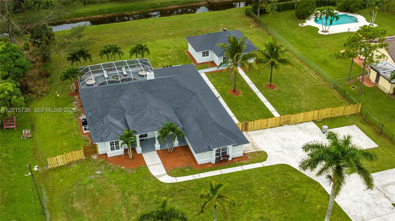 https://bt-photos.global.ssl.fastly.net/miami/1280_boomver_2_A12015736-2.jpg