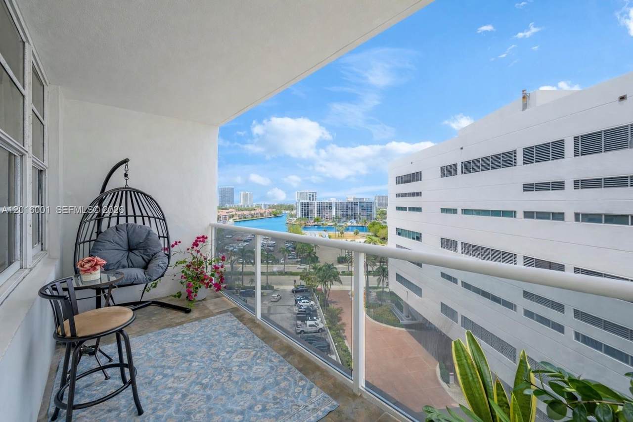 3725 Ocean Dr - Photo 1
