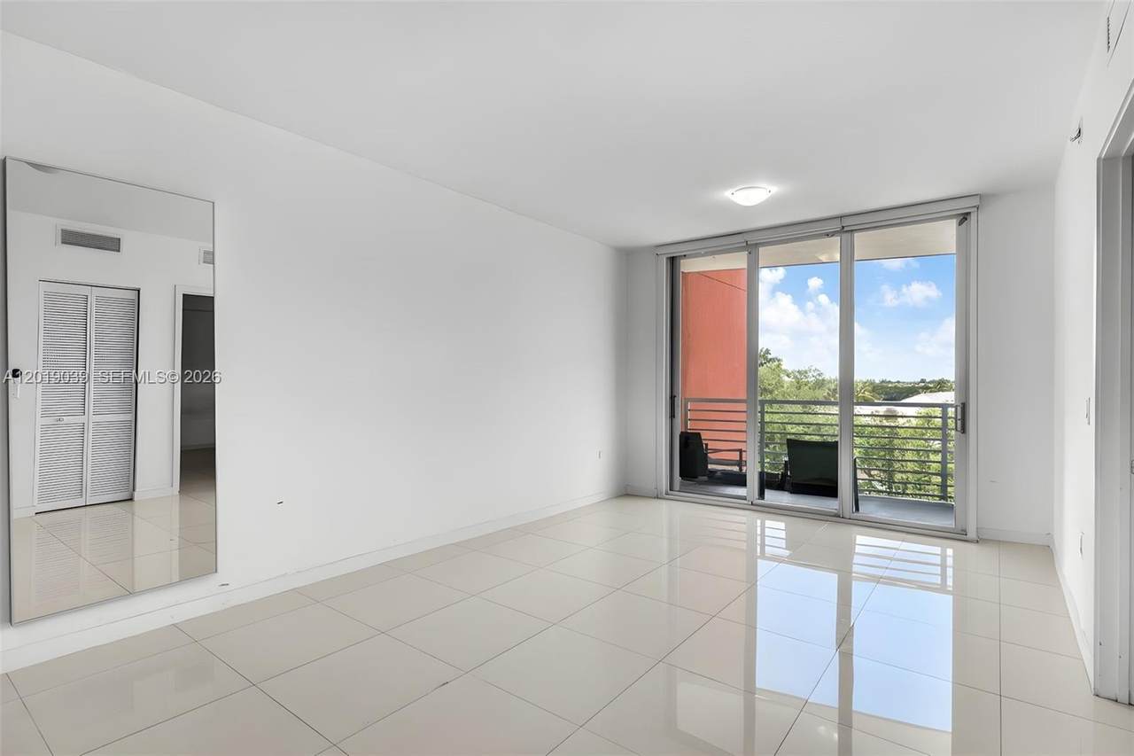 https://bt-photos.global.ssl.fastly.net/miami/1280_boomver_2_A12019039-2.jpg