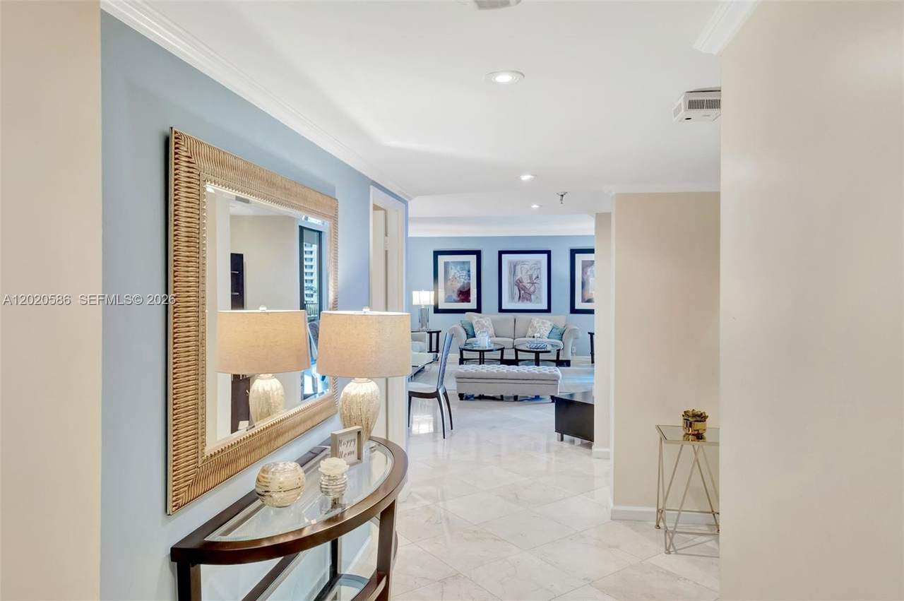 520 Brickell Key Dr - Photo 1