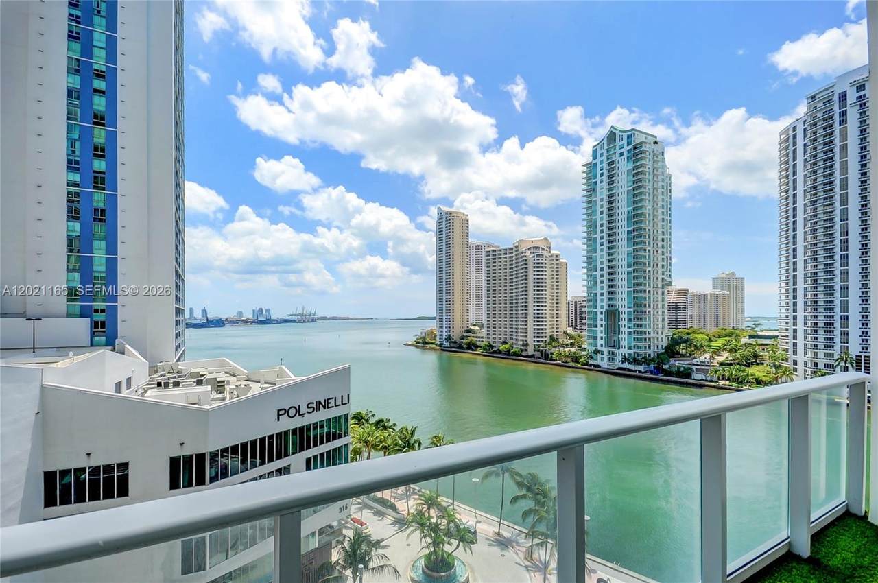 https://bt-photos.global.ssl.fastly.net/miami/1280_boomver_2_A12021165-2.jpg