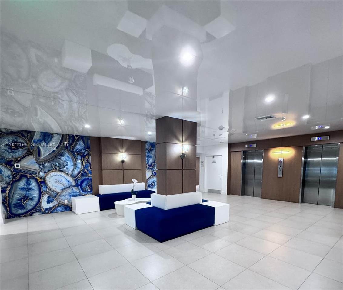 https://bt-photos.global.ssl.fastly.net/miami/1280_boomver_2_A12021198-2.jpg