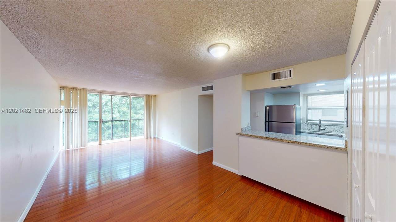 8860 Fontainebleau Blvd - Photo 1