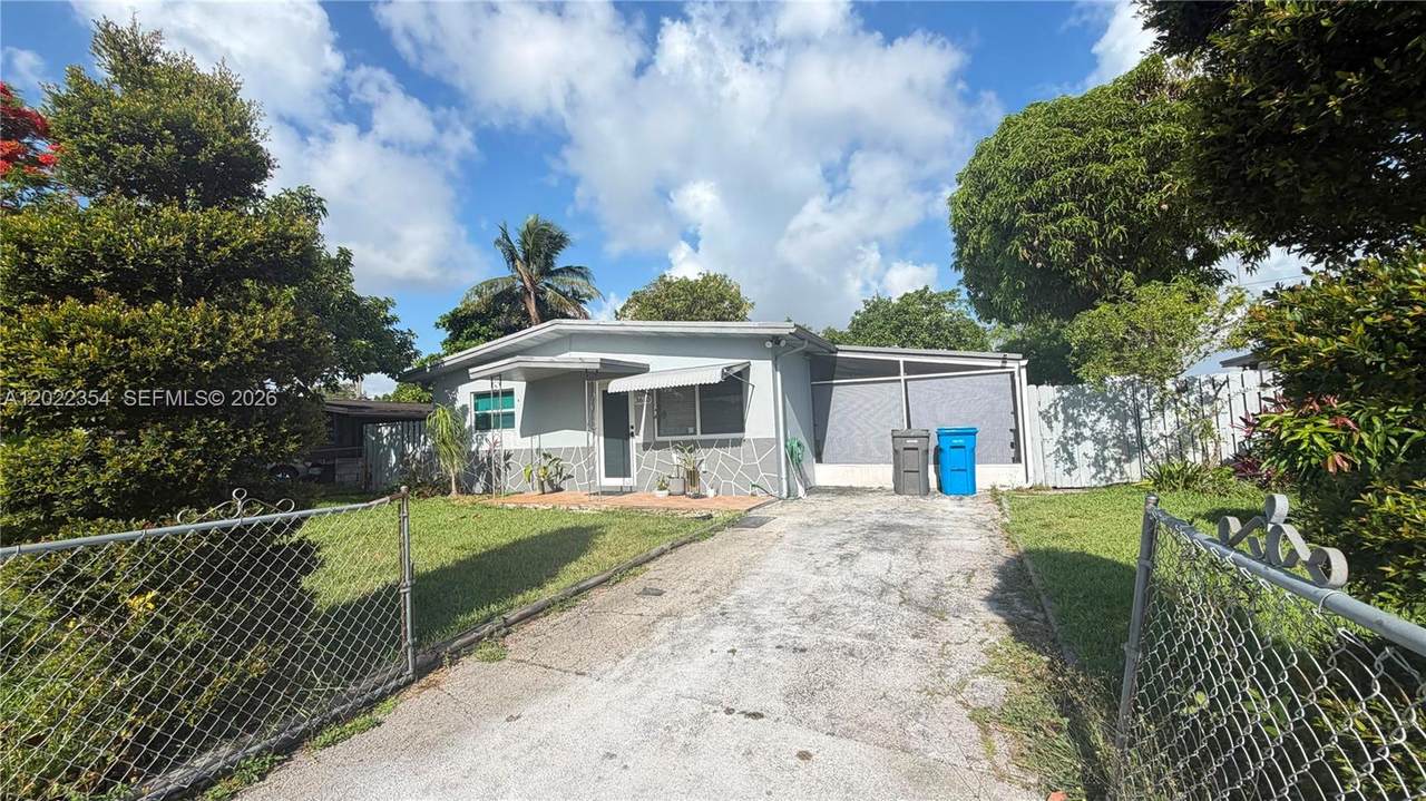 3610 39th Ave - Photo 1