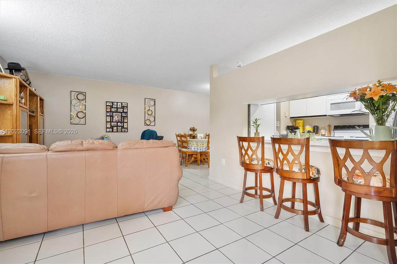 https://bt-photos.global.ssl.fastly.net/miami/1280_boomver_2_A12023091-2.jpg