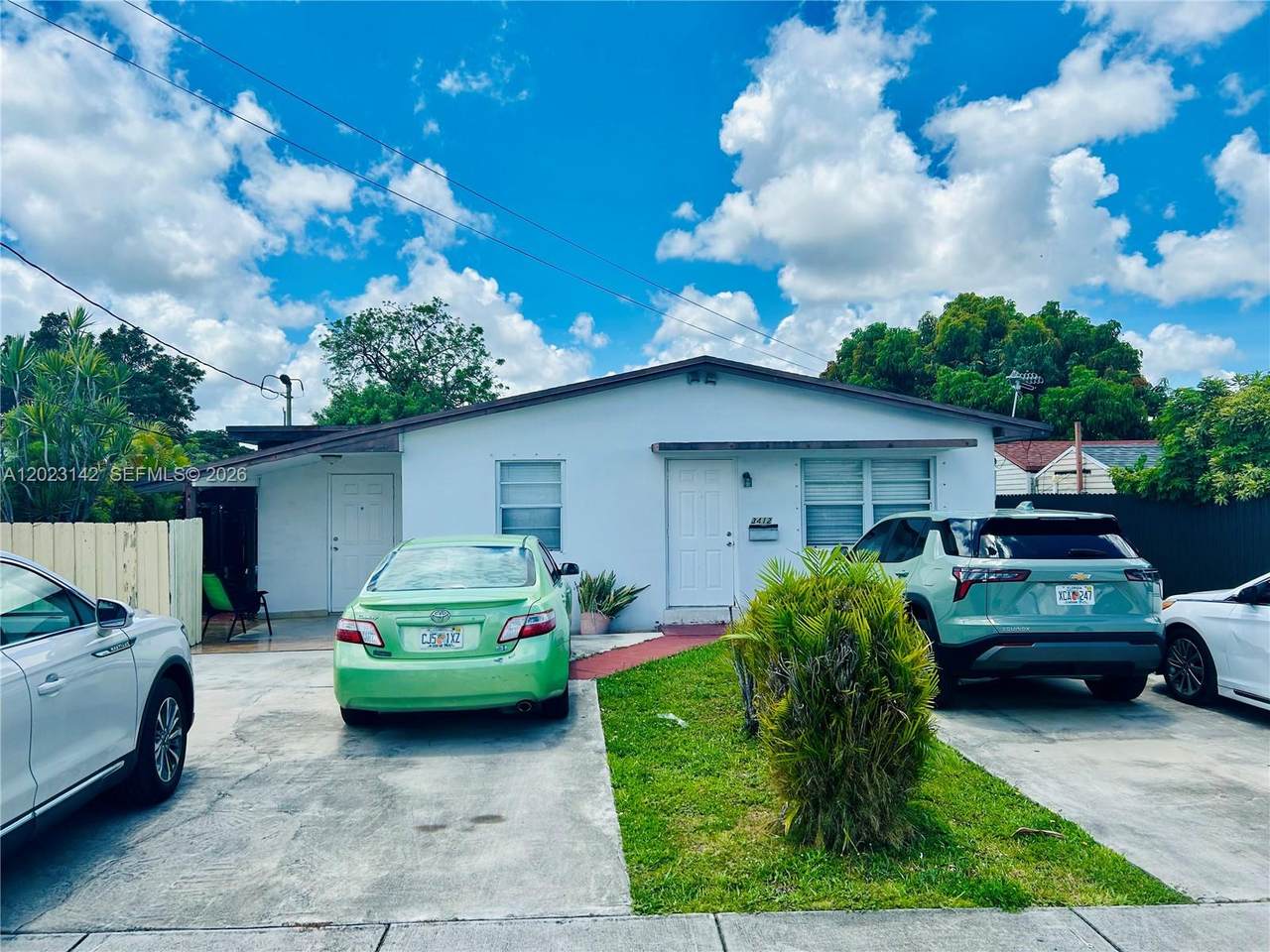 3410 89th Ct - Photo 1