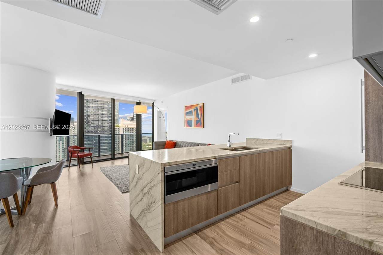 801 Miami Ave - Photo 1