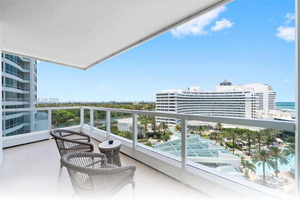 4391 Collins Ave - Photo 1