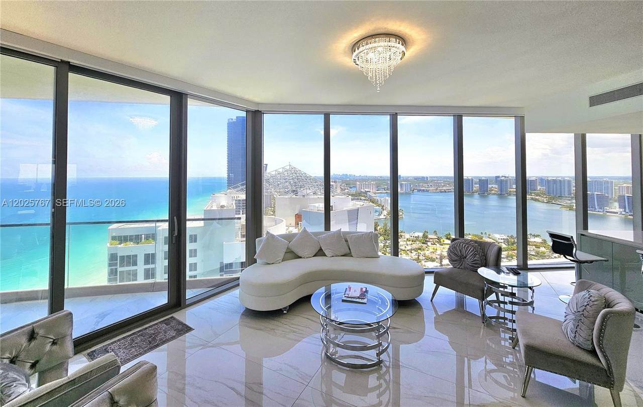 18975 Collins Ave - Photo 1