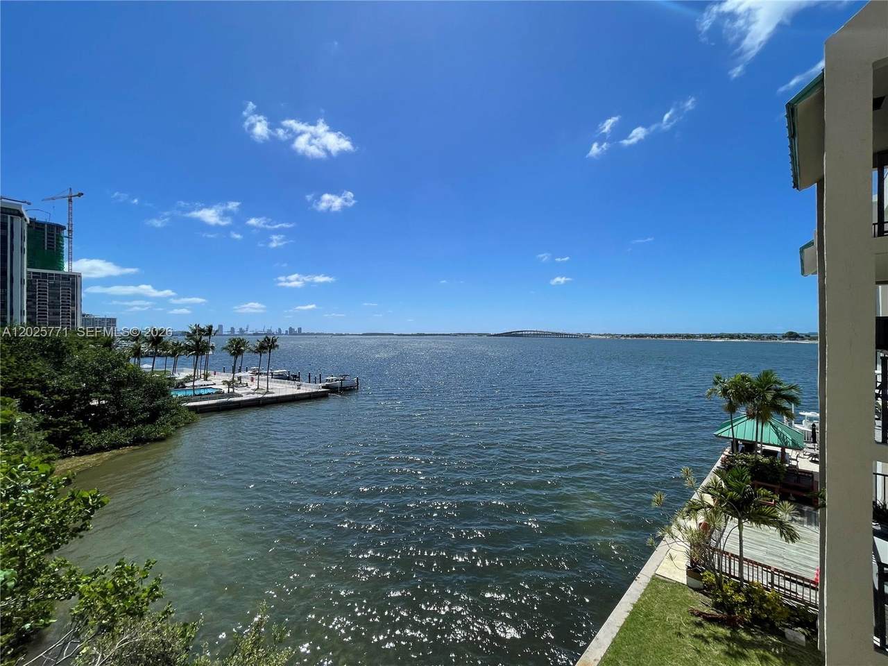 https://bt-photos.global.ssl.fastly.net/miami/1280_boomver_2_A12025771-2.jpg