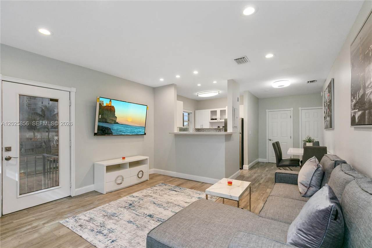 4201 Indian Creek Dr - Photo 1