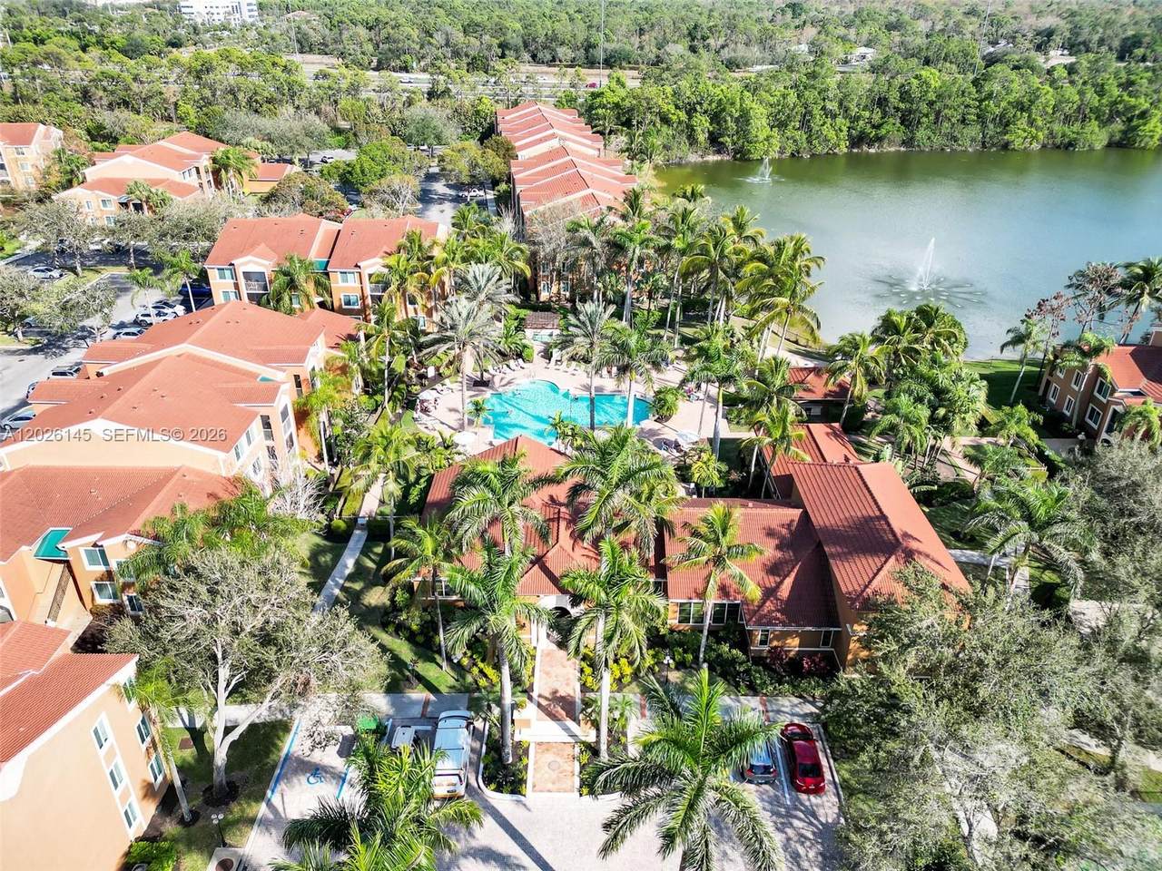 https://bt-photos.global.ssl.fastly.net/miami/1280_boomver_2_A12026145-2.jpg