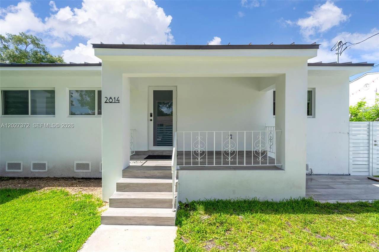2814 26th St - Photo 1