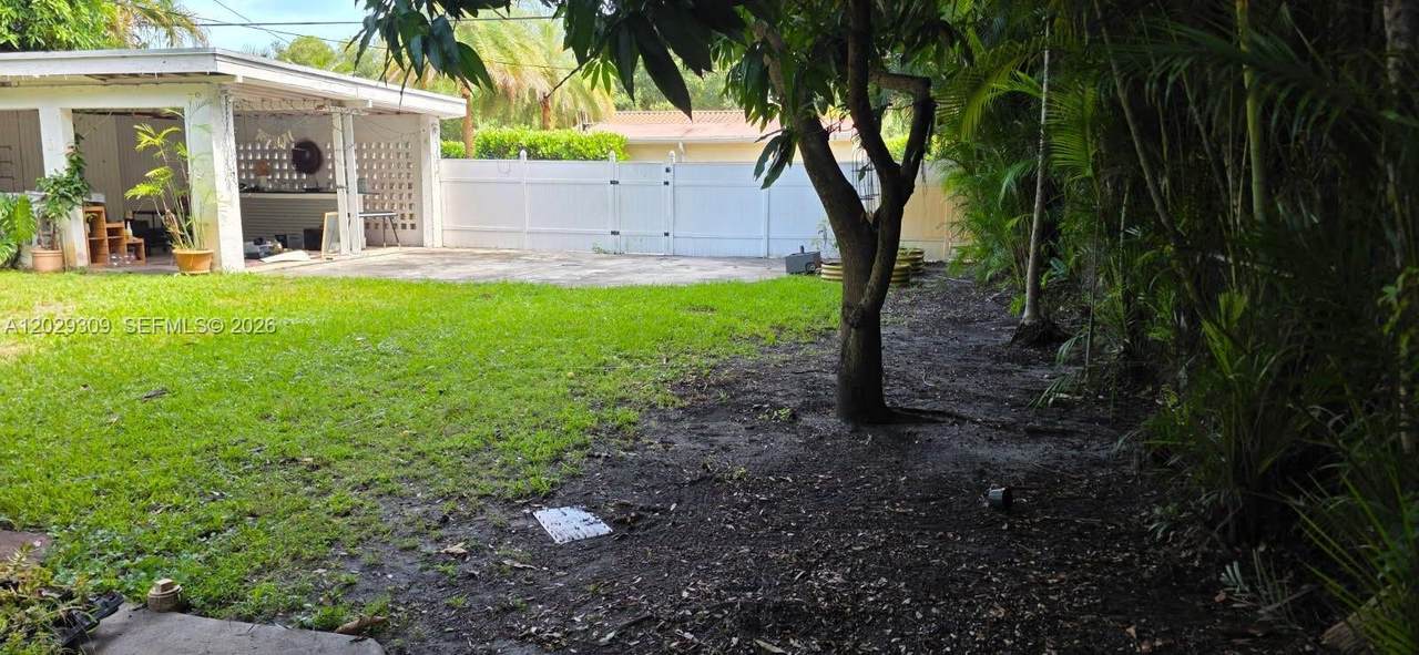 https://bt-photos.global.ssl.fastly.net/miami/1280_boomver_2_A12029309-2.jpg