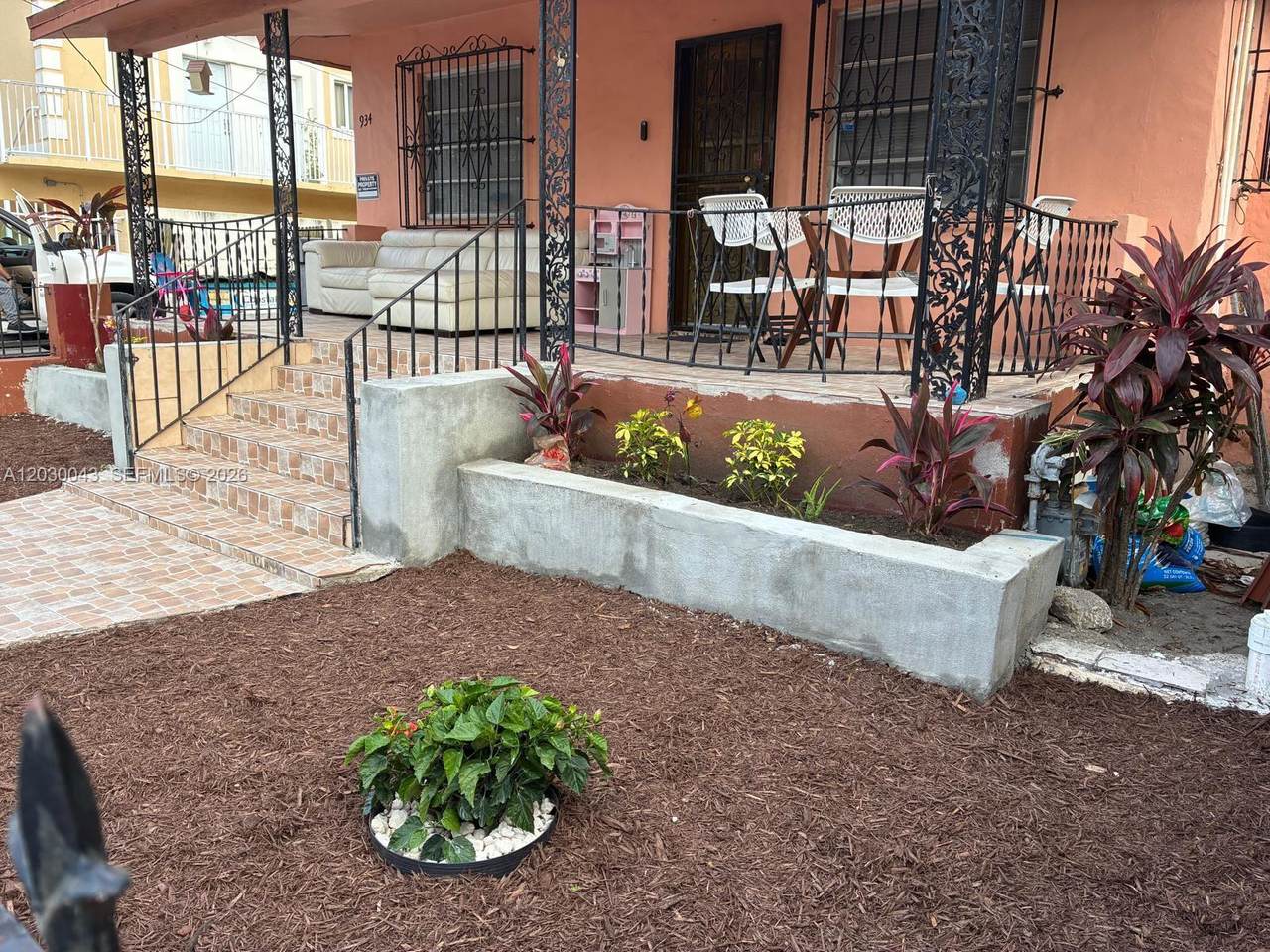 https://bt-photos.global.ssl.fastly.net/miami/1280_boomver_2_A12030043-2.jpg