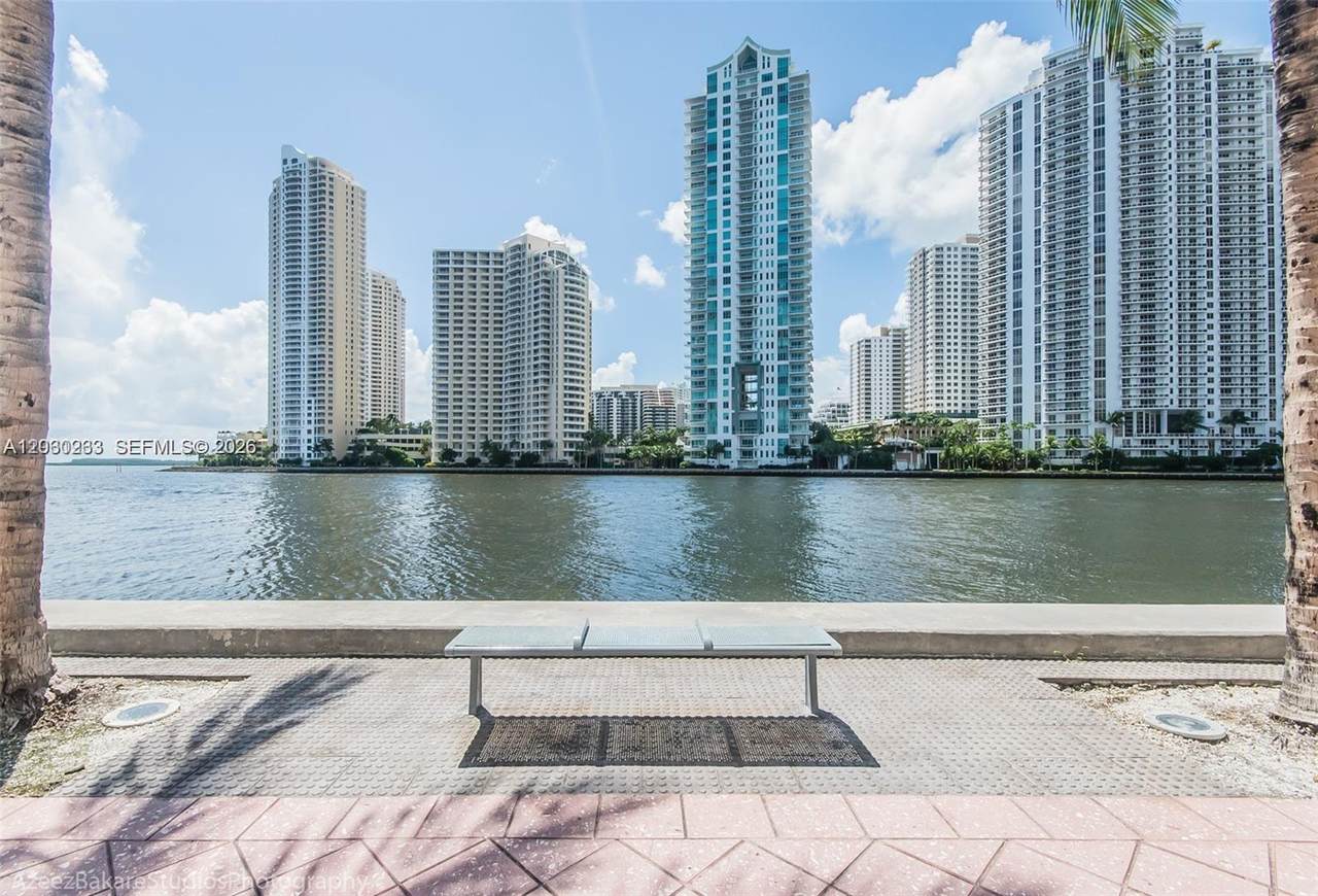https://bt-photos.global.ssl.fastly.net/miami/1280_boomver_2_A12030233-2.jpg