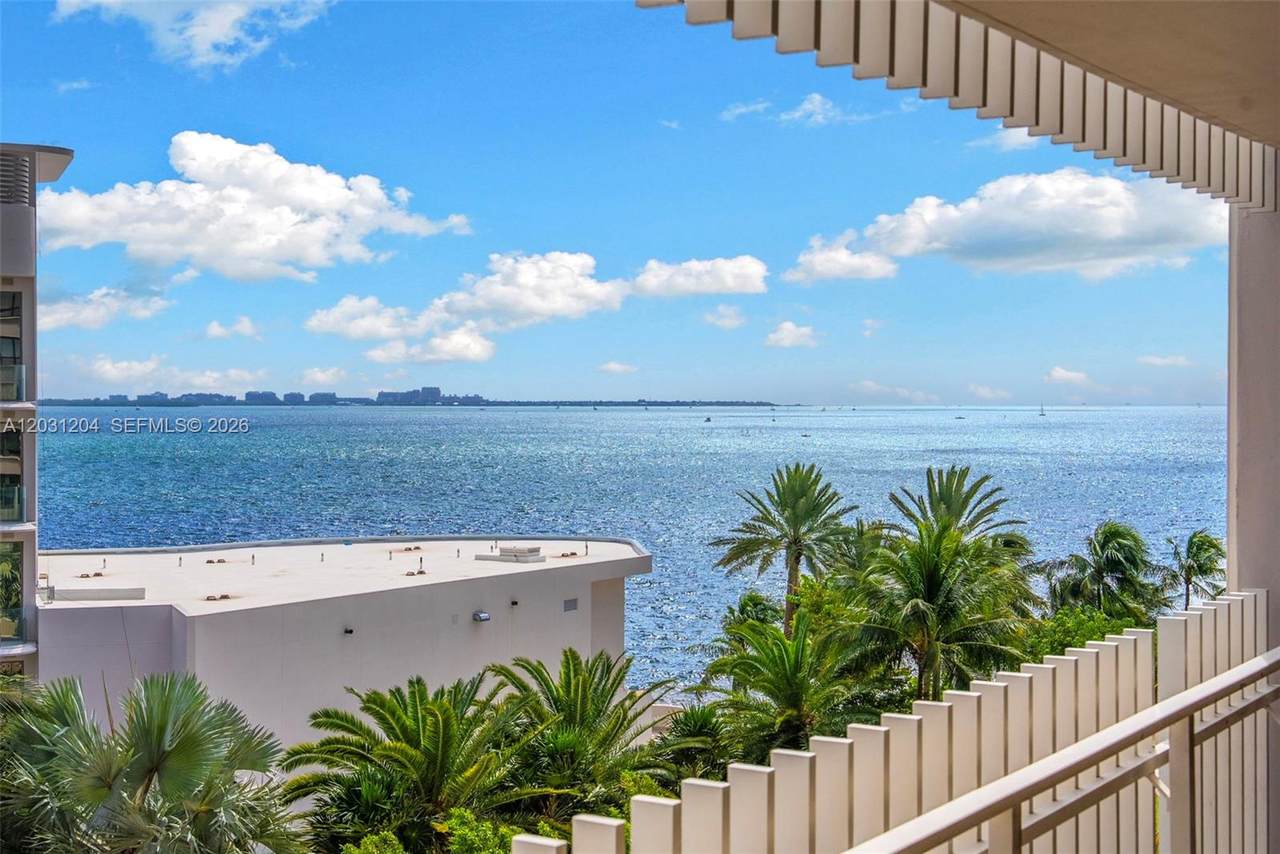 3 Grove Isle Dr - Photo 1