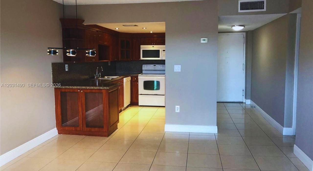 14250 62nd St - Photo 1